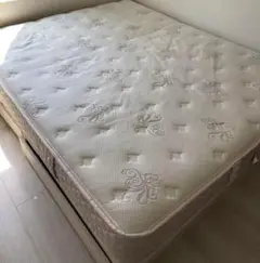 【 NIHON BED クイーンサイズ 】 　日本ベッド シルキーパフ