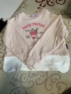 キッズ　女の子　裏起毛　トレーナー　130センチ