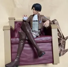 USJ ユニバ　進撃の巨人 リヴァイ フィギュア　ポップコーンバケツ