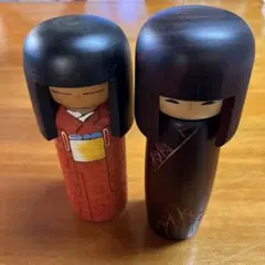 伝統的なこけし人形 2体セット