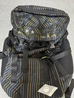 アスレタ バックパック 黒・黄色ストライプ