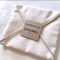 CHANEL GABRIELLE ポーチ　ノベルティ オフホワイト