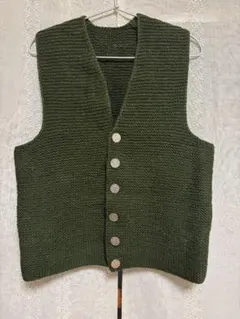 Item thumbnail for item 69b77cca-b6c4-4b93-a236-c6da2df2ce70