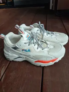 ダットスニーカー スニーカー