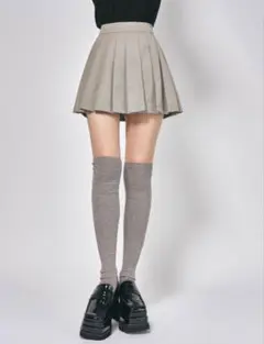 ダーリッチ グレー プリーツミニスカート