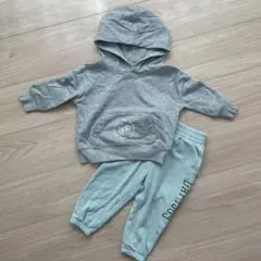 GAP フード付きトレーナーとパンツセット　90cm