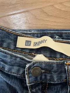 GAP SKINNY STRETCH デニムパンツ　4のサムネイル