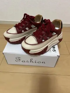 Item thumbnail for item e018890b-e3ce-40c1-a58b-3261c6330127