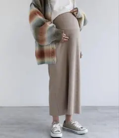 ベージュ リブ編み マタニティスカート