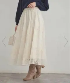 【ハレの日・通勤】ラメ刺繍ブークレチュールスカート