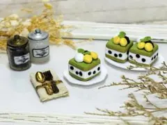 ミニチュアスイーツ♡プティフール♡抹茶♡樹脂粘土♡ミニチュアケーキ♡①個売り