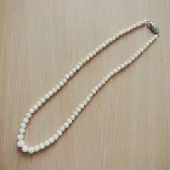 レトロ 珊瑚のネックレスのサムネイル
