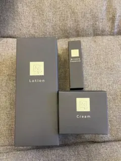 n オーガニック ヴィエ　化粧水　＆　クリーム　＆　リンクルパックエッセンス