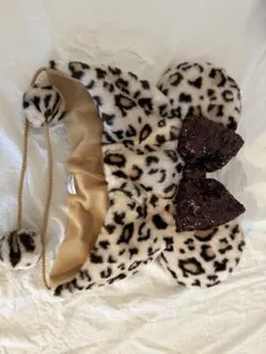 ヒョウ柄ファー帽子 ビジュー付き