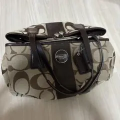 COACH シグネチャー ハンドバッグ がま口