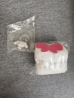 【匿名配送】シュガバニ　しろうさ　ゆるっとめじるしアクセサリー　巾着セット