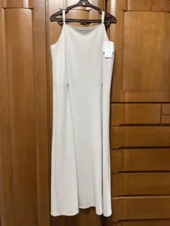 新品タグ付き♪ キャミワンピース　M  オフホワイト　グレージュ　春ワンピ
