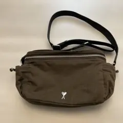 アミパリス AMI PARIS ショルダーバッグ OLIVE NOIREのサムネイル