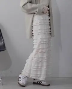 Kastane ⌇ カットフリルIラインスカート