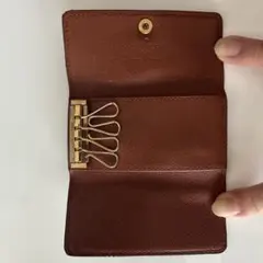 Louis Vuitton ダークブラウン キーケース