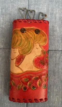 【未使用】ハンドメイド　レザーキーケース　赤