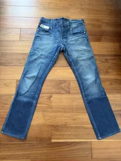 G-STAR ストレートデニム ダークブルー