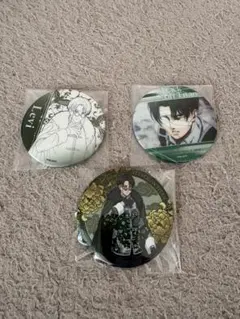 進撃の巨人 GIGO コラボカフェ　グリッター缶バッジ　リヴァイ 3点