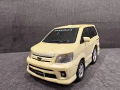 ⭐️ドライブタウン　トヨタ　ノア　60系　ホワイトのサムネイル