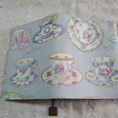 ◇ブックカバー文庫本用◇yuwaミューファン生地TeaCupコレクション