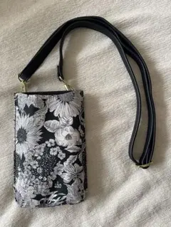リバティ ☆ Libertyリバティプリント スマホ/携帯 ショルダーバッグ