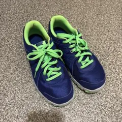 NIKE スニーカー　23cm