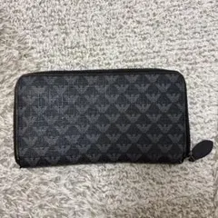 Emporio Armani 長財布 ラウンドファスナー 総柄のサムネイル