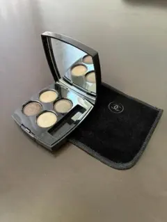 CHANEL レキャトルオンブル 322 ブラーリーグレイのサムネイル