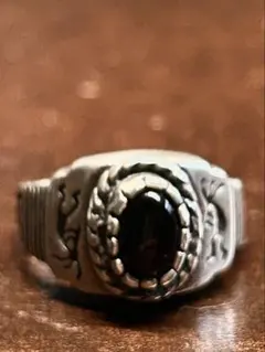 ビンテージ リング 黒い石