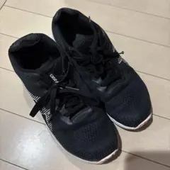 美品　ASICS スニーカー23cm