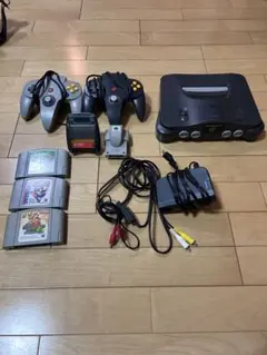NINTENDO64 本体とコントローラー2個、ゲーム3本