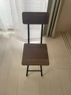 ブラウン折りたたみ椅子