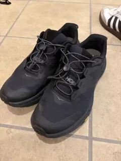 hoka スニーカー