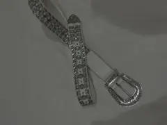 ストーン付きホワイトベルト