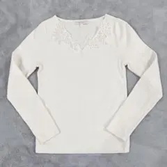 花刺繍　ニット　プロポーションボディドレッシング