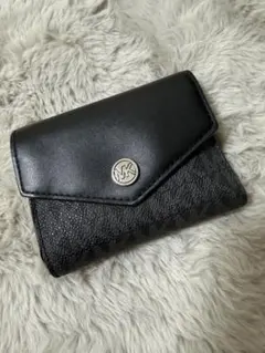 値下げ❣️MK ブラック 二つ折り財布