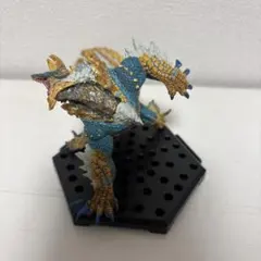 モンスターハンター ジンオウガ(超帯電状態) フィギュア