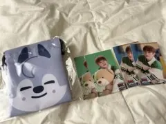 Straykids TOYWORLD バンチャン 巾着ミニポーチ／ステッカー