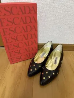 ESCADA スターモチーフ パンプス ブラックのサムネイル
