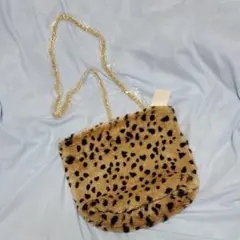 チェーンショルダーバッグ