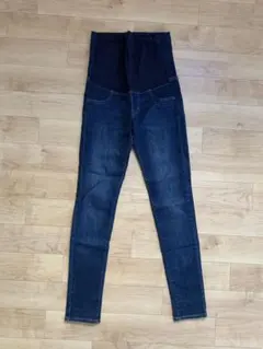 UNIQLOマタニティウルトラストレッチジーンズ