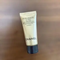 シャネル　ファンデーション　サブリマージュ　タン　20 ベージュ　5ml