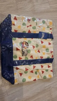 クレヨンしんちゃんトートバッグ新品未使用未開封