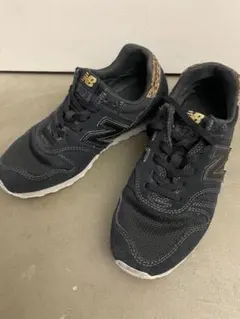 限定品 new balance ニューバランス ヒョウ柄×黒スニーカー 23,5