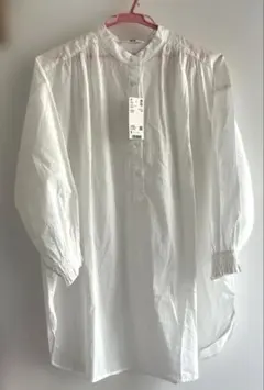 ユニクロ　コットンギャザーチュニック（7分袖）Sサイズ　ホワイト